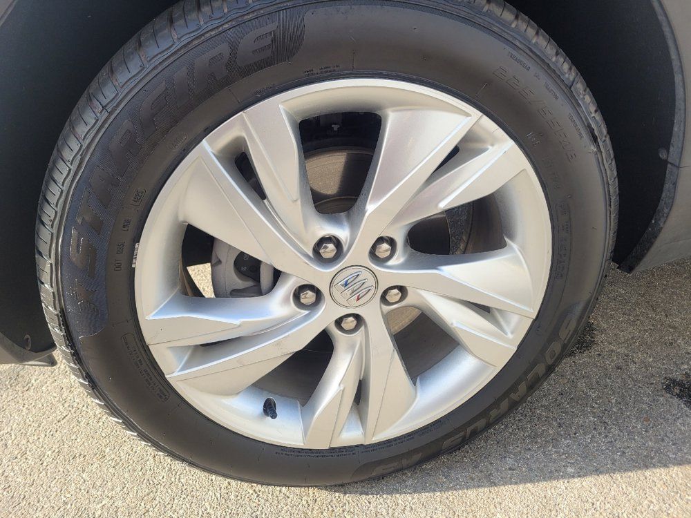 Used 2025 Buick Encore GX Preferred FWD image 31