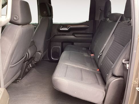 Used 2023 Chevrolet Silverado 1500 LT RWD image 28