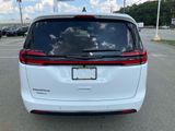 New 2026 Chrysler Pacifica Select image 4