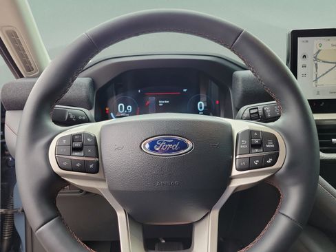 New 2026 Ford Explorer Active image 11