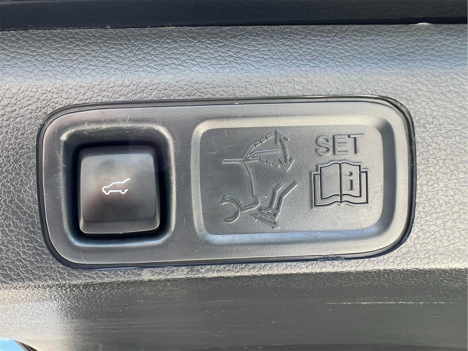 Used 2022 Ford Expedition Max Limited AWD/4WD image 30