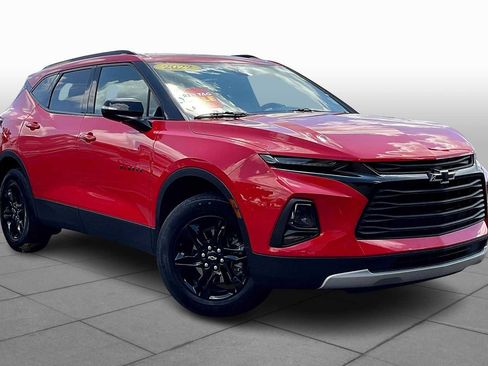Used 2022 Chevrolet Blazer LT w/ Midnight/Sport Edition FWD image 3