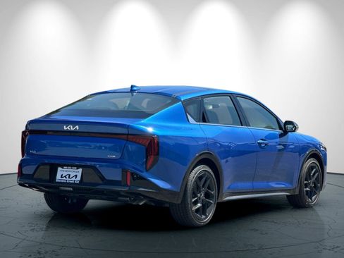 New 2025 Kia K4 GT-Line Turbo image 4