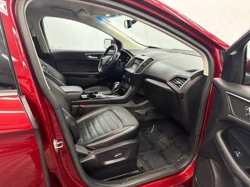 Used 2018 Ford Edge SEL w/ Equipment Group 201A FWD image 14