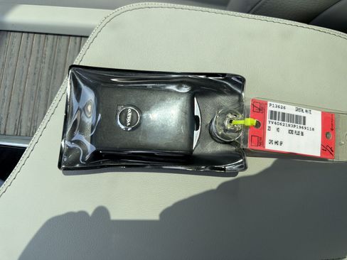 Certified 2023 Volvo XC90 B6 Plus w/ Protection Package Premier AWD/4WD image 38