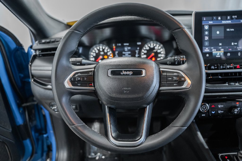 Certified 2022 Jeep Compass Latitude AWD/4WD image 26