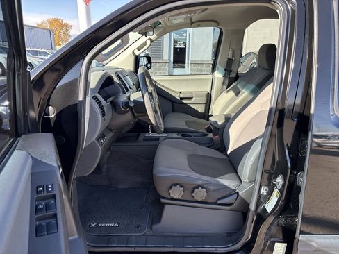 Used 2015 Nissan Xterra S w/ Value Package image 22