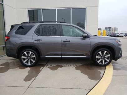 New 2025 Honda Pilot Touring