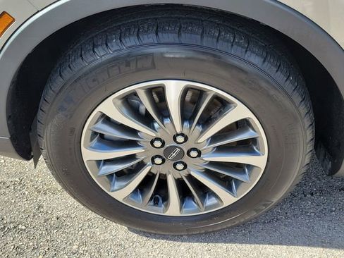 Certified 2023 Lincoln Nautilus FWD image 8