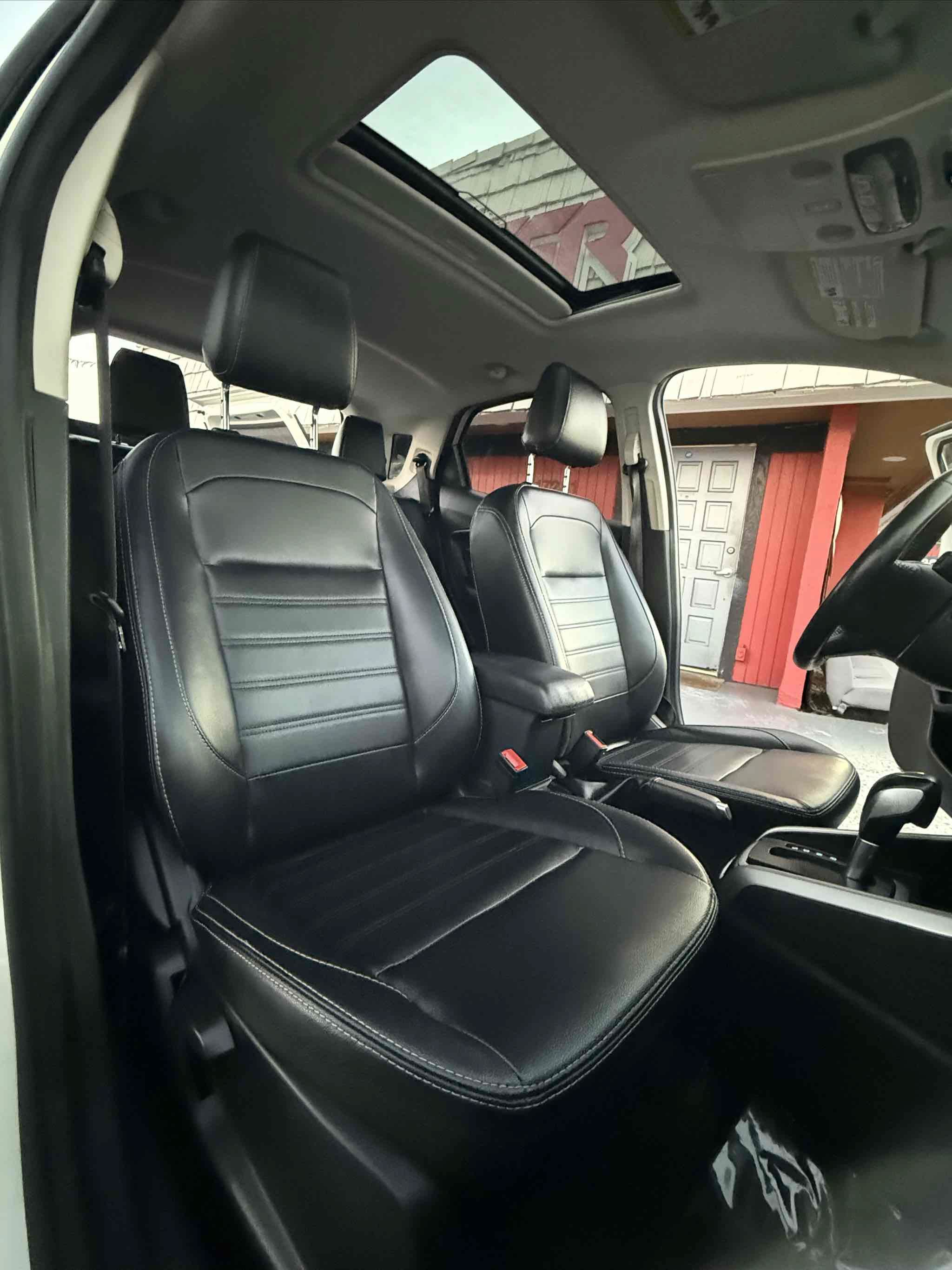 Used 2022 Ford EcoSport Titanium AWD/4WD image 9