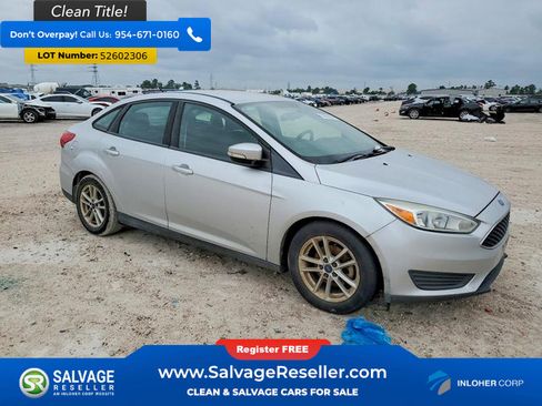 Used 2016 Ford Focus SE FWD image 5