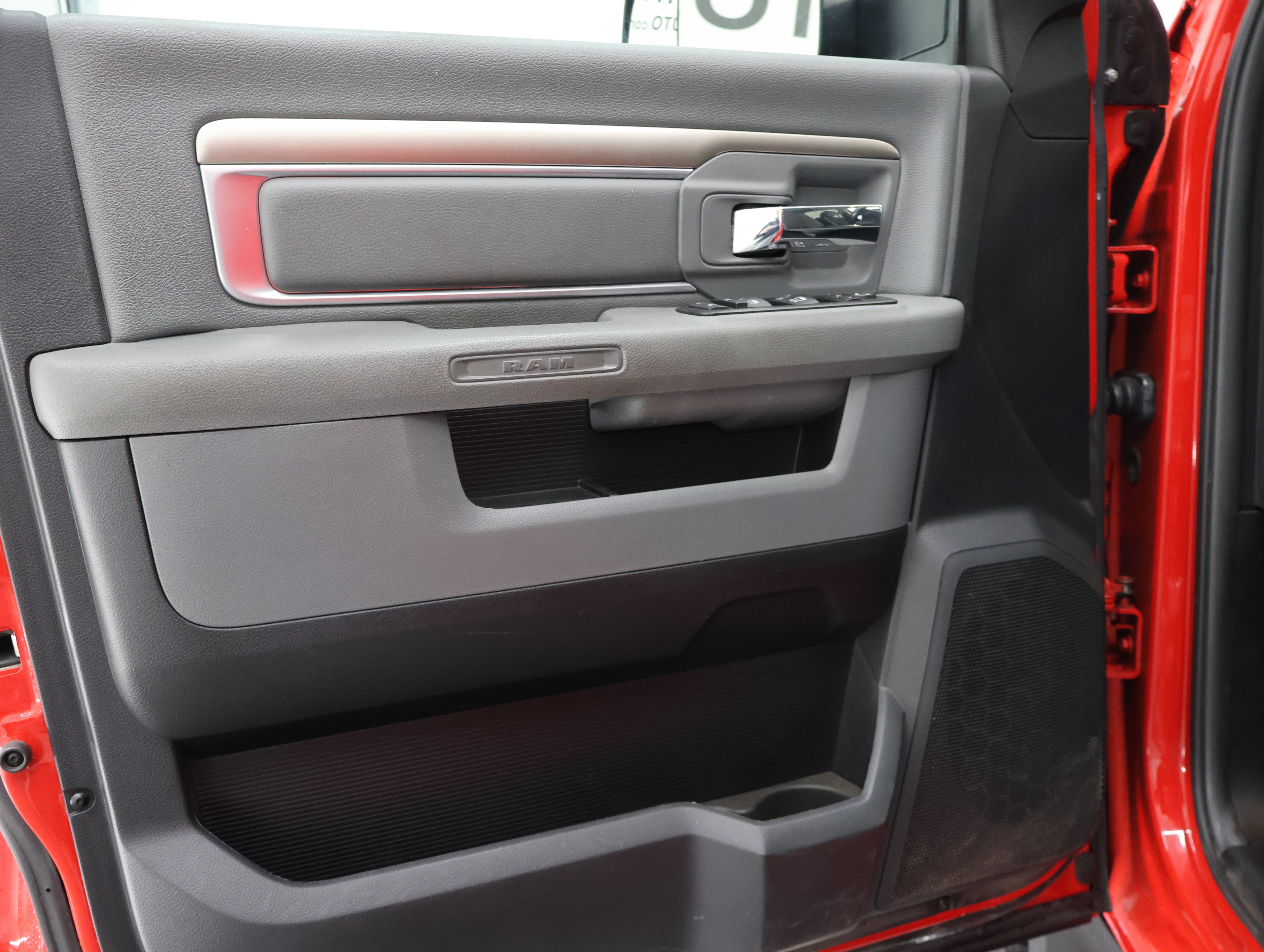 Used 2015 RAM 2500 Big Horn AWD/4WD image 40