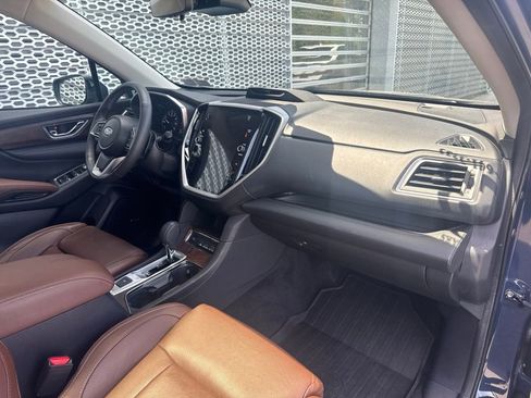 Used 2023 Subaru Ascent Touring AWD/4WD image 34