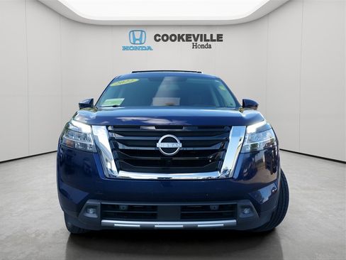 Used 2022 Nissan Pathfinder Platinum w/ Cargo Package image 6