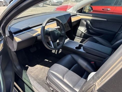 Used 2021 Tesla Model 3 Long Range image 5