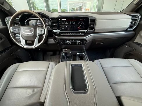 Used 2022 GMC Sierra 1500 SLT w/ SLT Premium Package AWD/4WD image 20