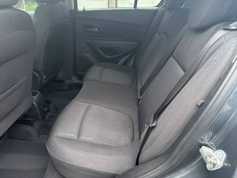 Used 2016 Chevrolet Trax LT AWD/4WD image 13