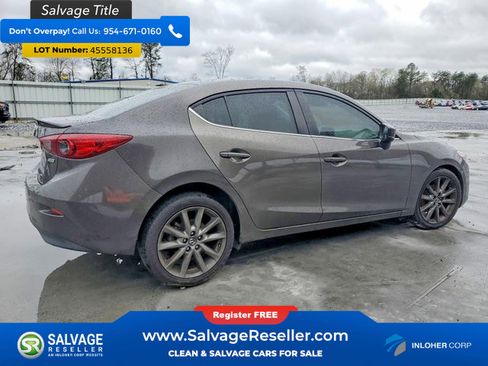 Used 2018 MAZDA MAZDA3 Touring image 4