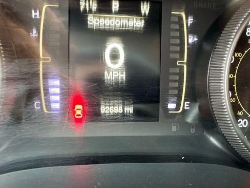 Used 2016 Jeep Cherokee Latitude w/ Safety/Convenience Group image 47