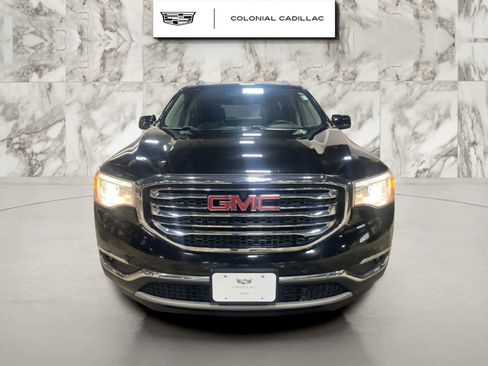 Used 2019 GMC Acadia SLT w/ LPO, Floor Liner Package image 2