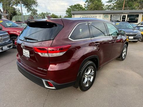 Used 2019 Toyota Highlander Limited Platinum AWD/4WD image 9