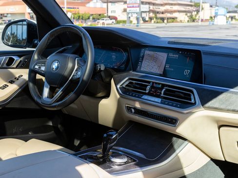 Used 2022 BMW X5 sDrive40i w/ Parking Assistance Package image 31