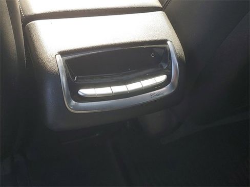 Used 2024 Cadillac XT6 Luxury w/ LPO, Floor Liner Package image 32