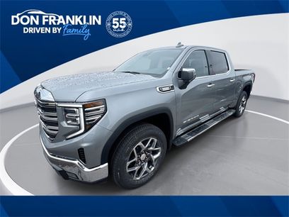 New 2026 GMC Sierra 1500 SLT w/ SLT Premium Package