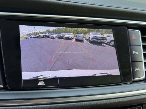 Used 2023 Buick Enclave Essence w/ Experience Buick Package AWD/4WD image 5