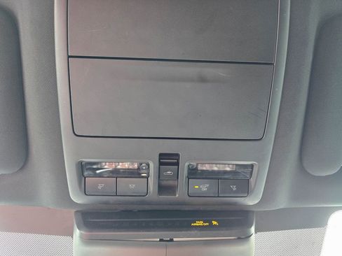 Used 2024 MAZDA CX-90 3.3 Turbo S w/ Premium Package image 31