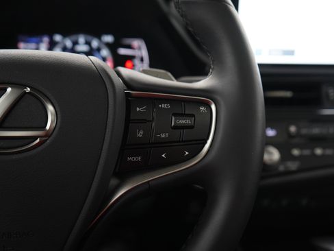 Used 2025 Lexus ES 350 w/ Premium Package FWD image 25
