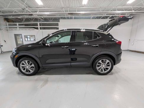 Used 2023 Buick Encore GX Essence w/ Experience Buick Package image 12