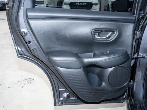 Certified 2024 Honda HR-V LX image 12