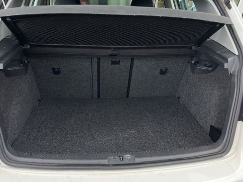 Used 2014 Volkswagen Golf 4-Door image 6