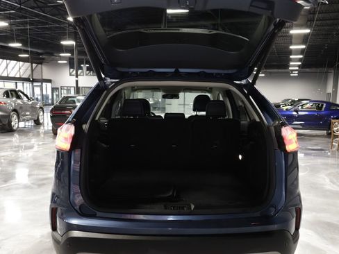 Used 2019 Ford Edge Titanium w/ Cargo Accessory Package AWD/4WD image 26