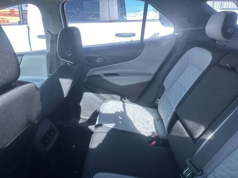 Used 2020 Chevrolet Equinox LS image 12