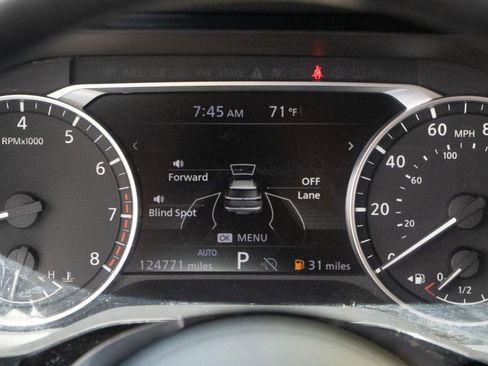 Used 2022 Nissan Pathfinder S AWD/4WD image 37