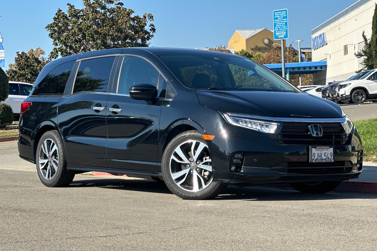 Certified 2024 Honda Odyssey Touring image 2