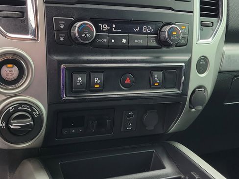 Used 2018 Nissan Titan PRO-4X w/ Pro-4x Utility Package image 27