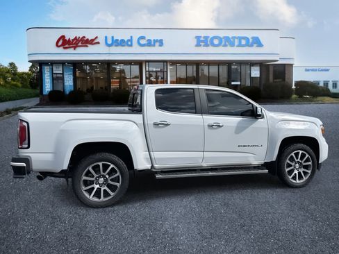 Used 2021 GMC Canyon Denali image 6