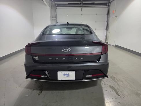 Used 2023 Hyundai Sonata SE FWD image 6