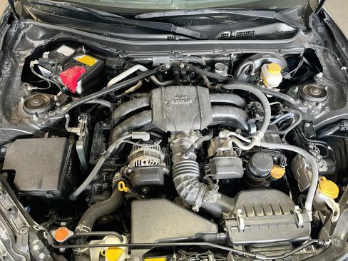 Used 2025 Toyota GR86 Premium w/ Performance Package RWD image 27