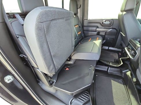 Used 2022 GMC Sierra 2500 AT4 w/ AT4 Preferred Package image 21