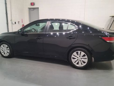 Used 2023 Nissan Sentra S FWD image 4