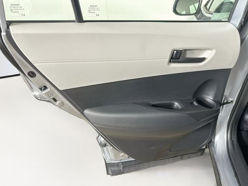 Used 2025 Toyota Corolla Cross L FWD image 26