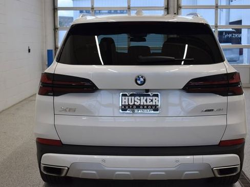 Used 2026 BMW X5 xDrive40i AWD/4WD image 11