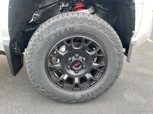 New 2026 Toyota Tacoma SR5 image 9