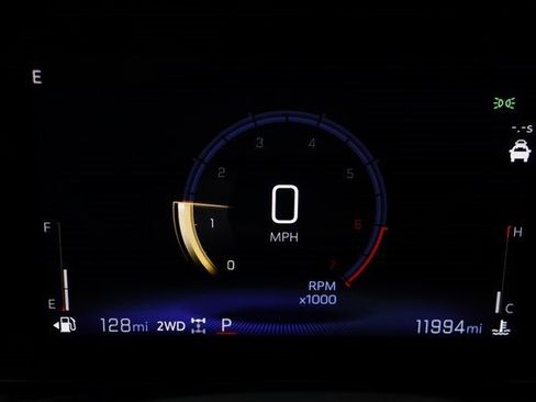 Certified 2025 Chevrolet TrailBlazer RS w/ Convenience Package image 9