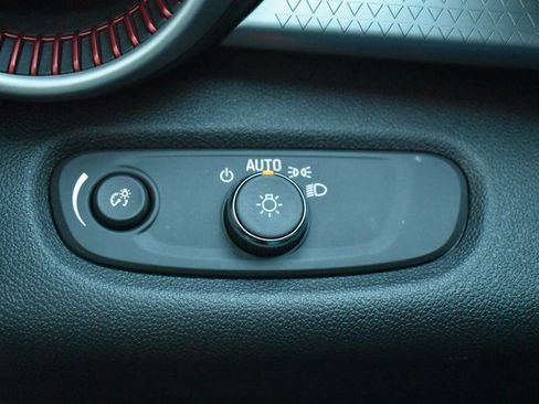 Used 2024 Chevrolet Trax RS w/ Driver Confidence Package image 16