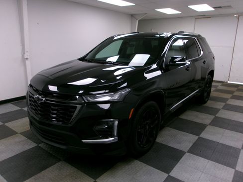 Used 2023 Chevrolet Traverse Premier w/ LPO, Floor Liner Package AWD/4WD image 1